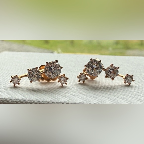Nadri Edwardian East West Earrings Rose Gold - Picture 1 of 3